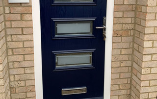 Clear Or Frosted Glass? Which One To Choose For Front Doors?